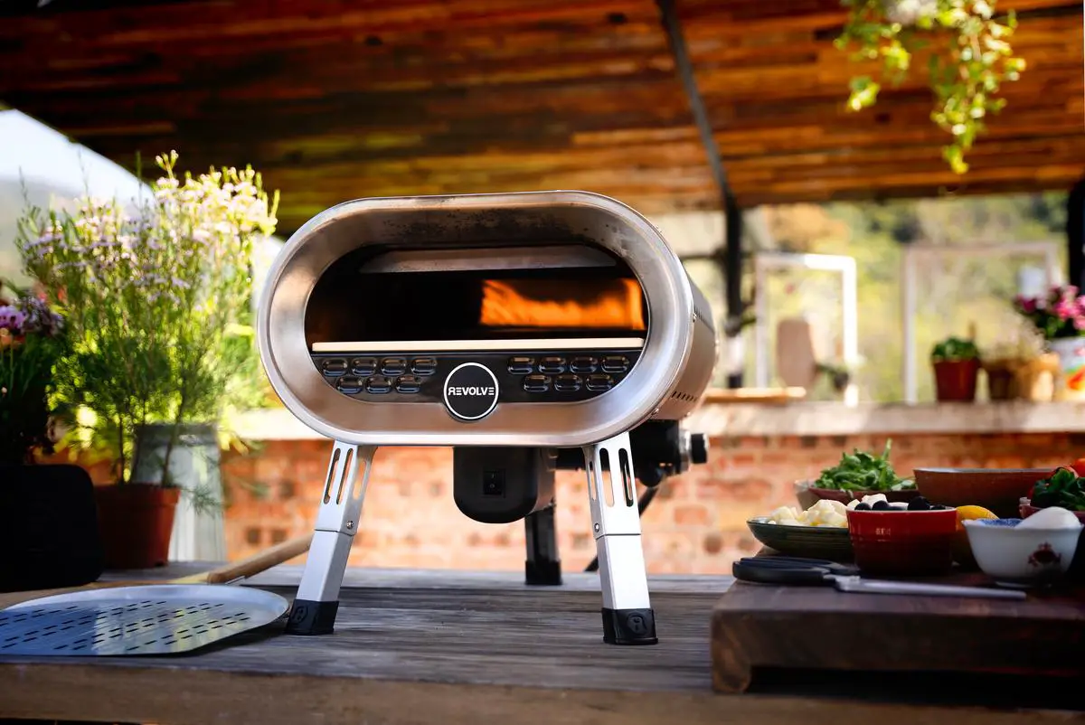 Different types of ovens for cooking gluten-free pizza