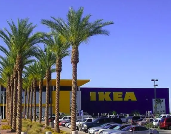 The IKEA restaurant in Tempe, Arizona offers a wide variety of delicious food options for customers with different dietary requirements.